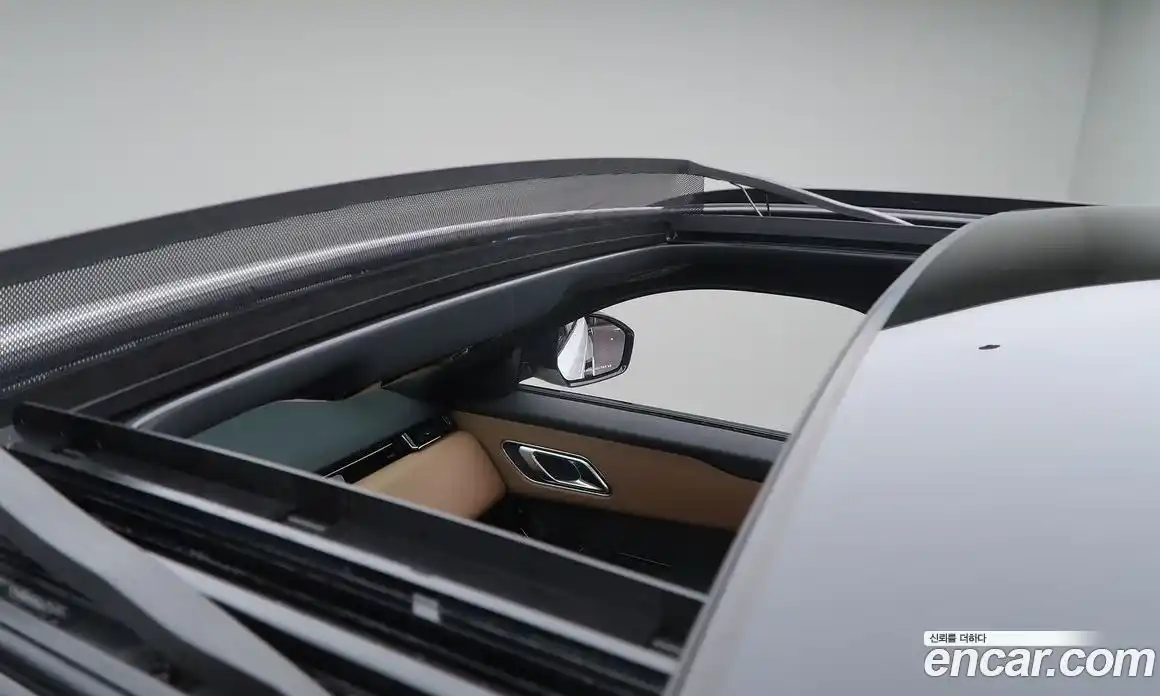 Land Rover Range-Rover Velar 2025 3.0 Автомат в Москве № 166733, фото 15