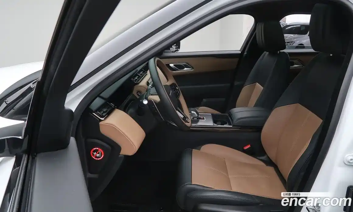 Land Rover Range-Rover Velar 2025 3.0 Автомат в Москве № 166733, фото 10