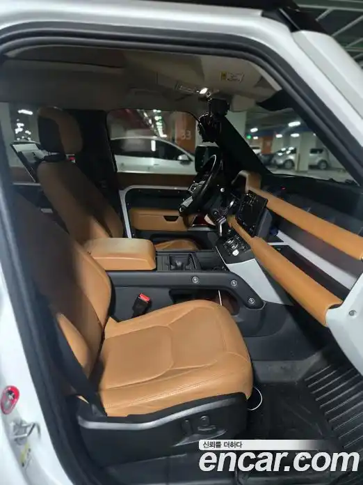 Land Rover Defender 2023 3.0 Автомат в Москве № 166753, фото 17