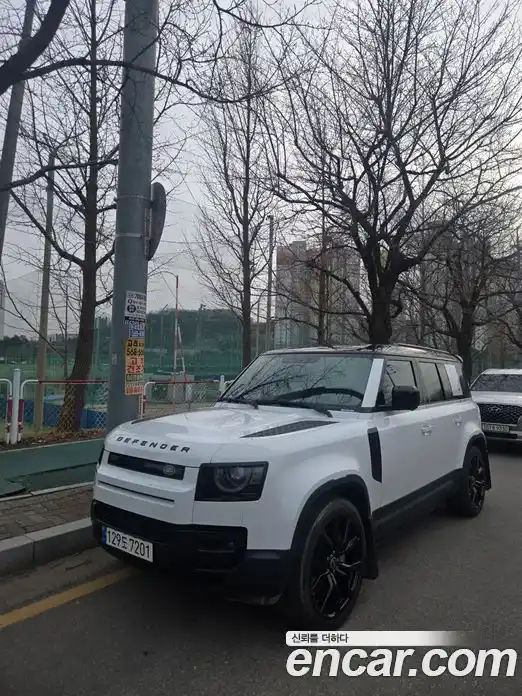 Land Rover Defender 2023 3.0 Автомат в Москве № 166753, фото 3