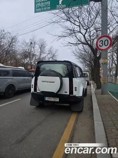 Land Rover Defender 2023 3.0 Автомат в Москве № 166753, миниатюра 10