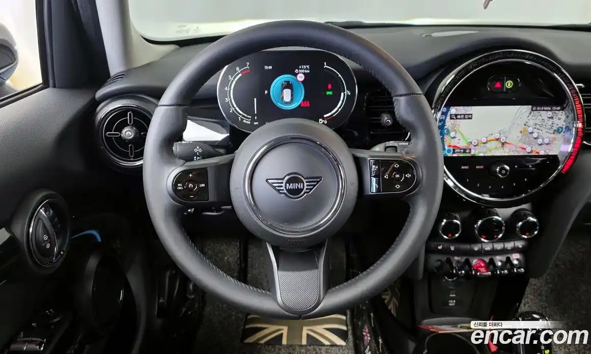 Mini Cooper 2022 1.5 Автомат в Москве № 166970, фото 12