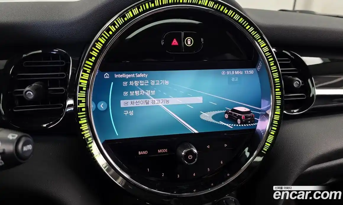 Mini Cooper 2022 1.5 Автомат в Москве № 166970, фото 14