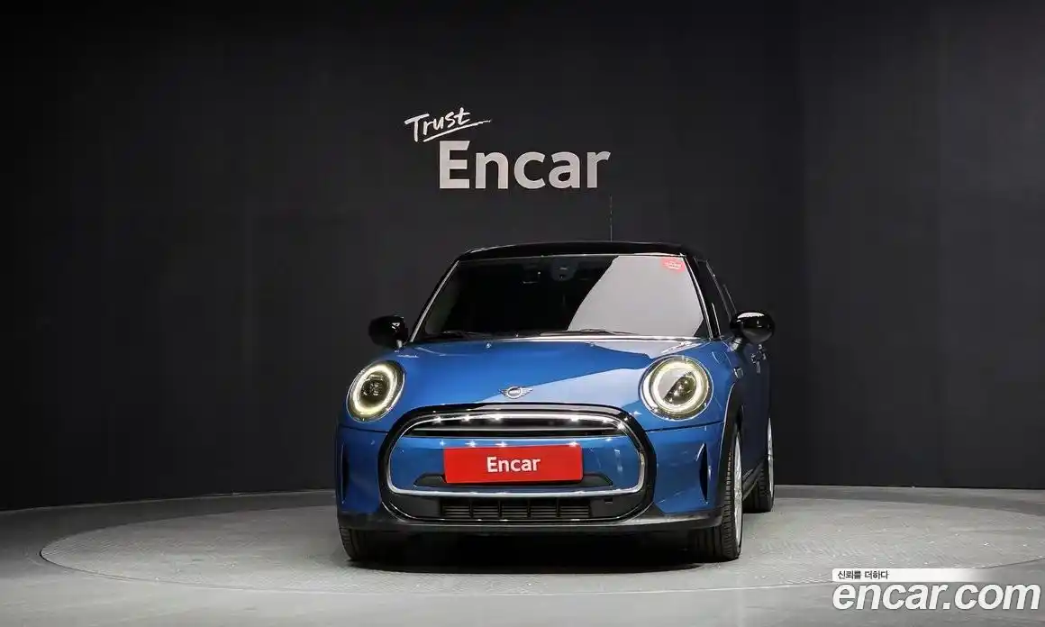 Mini Cooper 2022 1.5 Автомат в Москве № 166970, фото 19