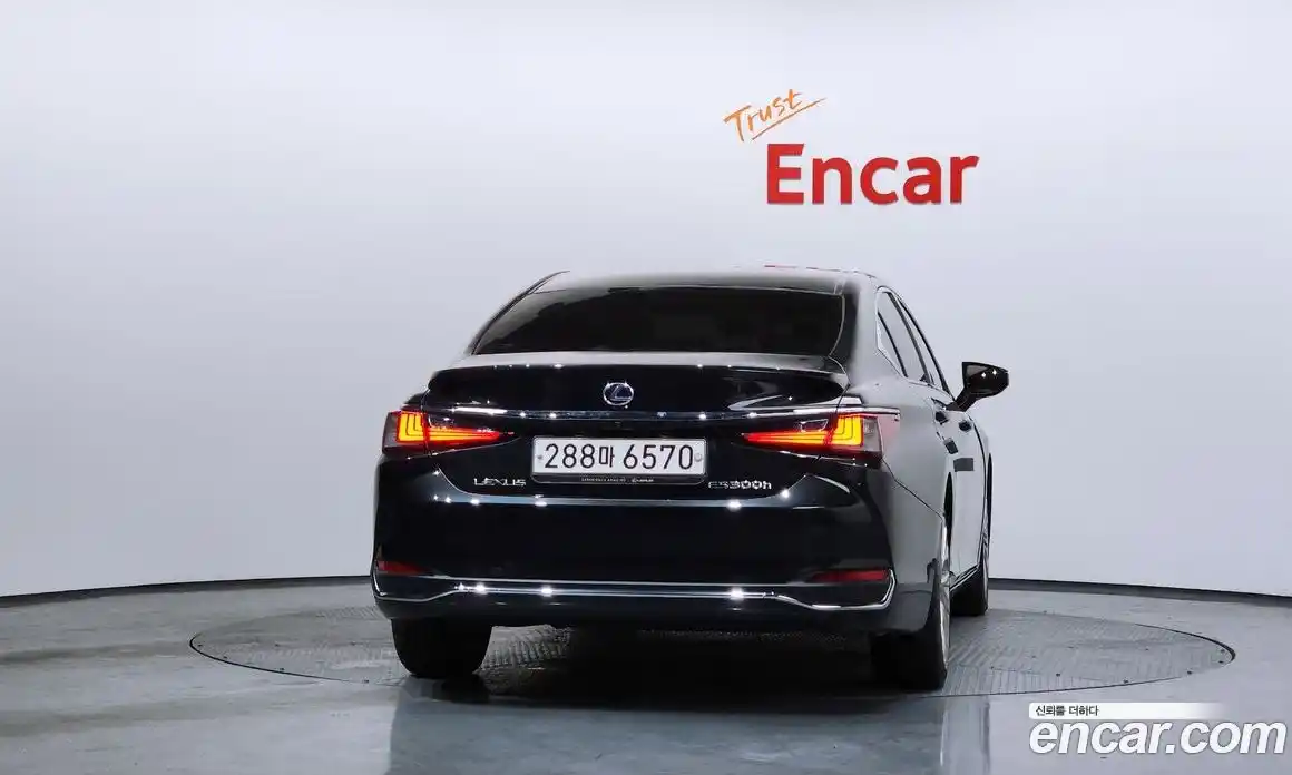 Lexus ES 2021 2.5 Автомат в Москве № 168262, фото 16