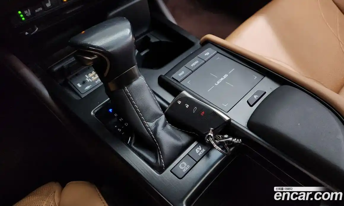 Lexus ES 2021 2.5 Автомат в Москве № 168262, фото 18