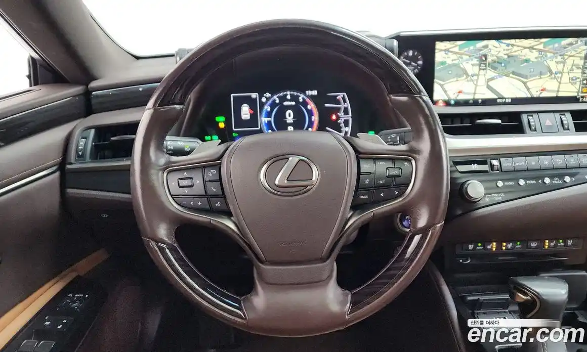 Lexus ES 2021 2.5 Автомат в Москве № 168262, фото 10