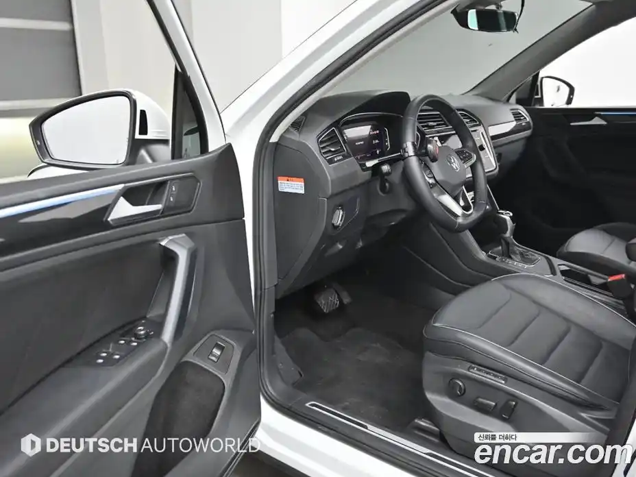 Volkswagen Tiguan 2023 2.0 Автомат в Москве № 169195, фото 11