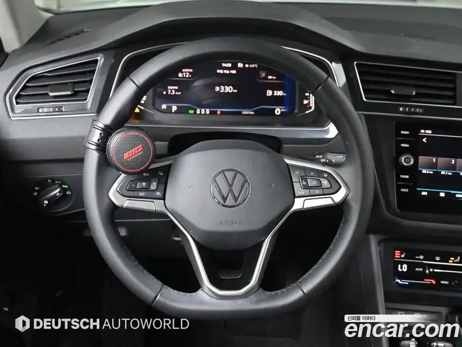 Volkswagen Tiguan 2023 2.0 Автомат в Москве № 169195, фото 13