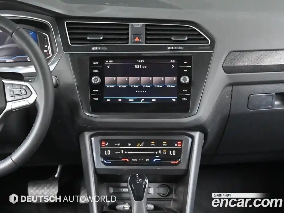 Volkswagen Tiguan 2023 2.0 Автомат в Москве № 169195, фото 14