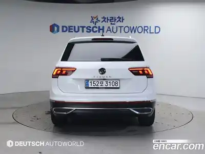 Volkswagen Tiguan 2023 2.0 Автомат в Москве № 169195, миниатюра 4