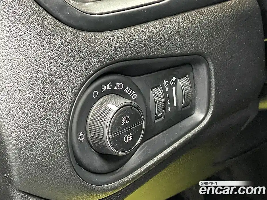 Jeep Renegade 2019 2.0 Автомат в Москве № 170070, фото 20