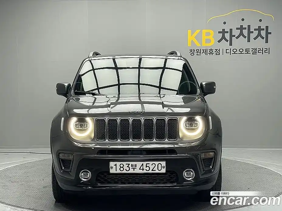 Jeep Renegade 2019 2.0 Автомат в Москве № 170070, фото 3