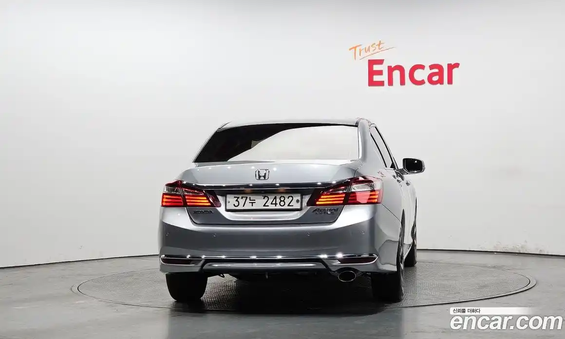 Honda Accord 2017 2.4 Автомат в Москве № 170427, фото 14