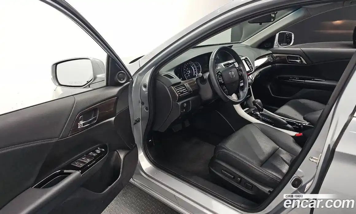 Honda Accord 2017 2.4 Автомат в Москве № 170427, фото 10