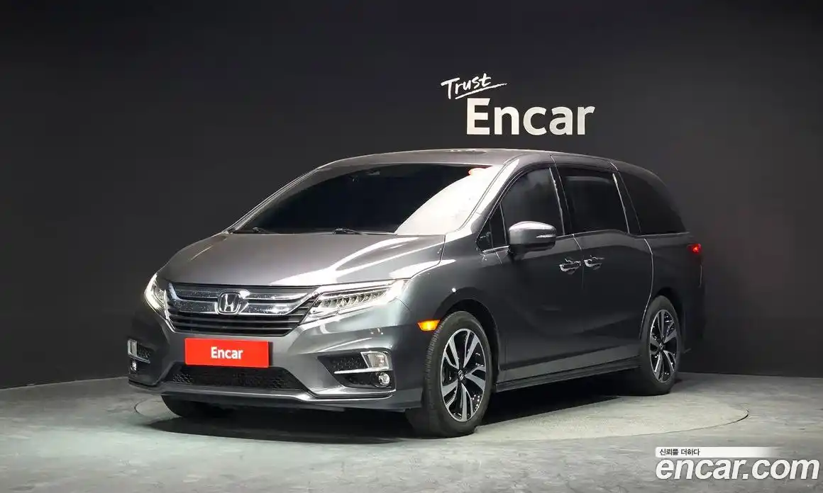 Honda Odyssey 2019 3.5 Автомат в Москве № 170440, фото 11