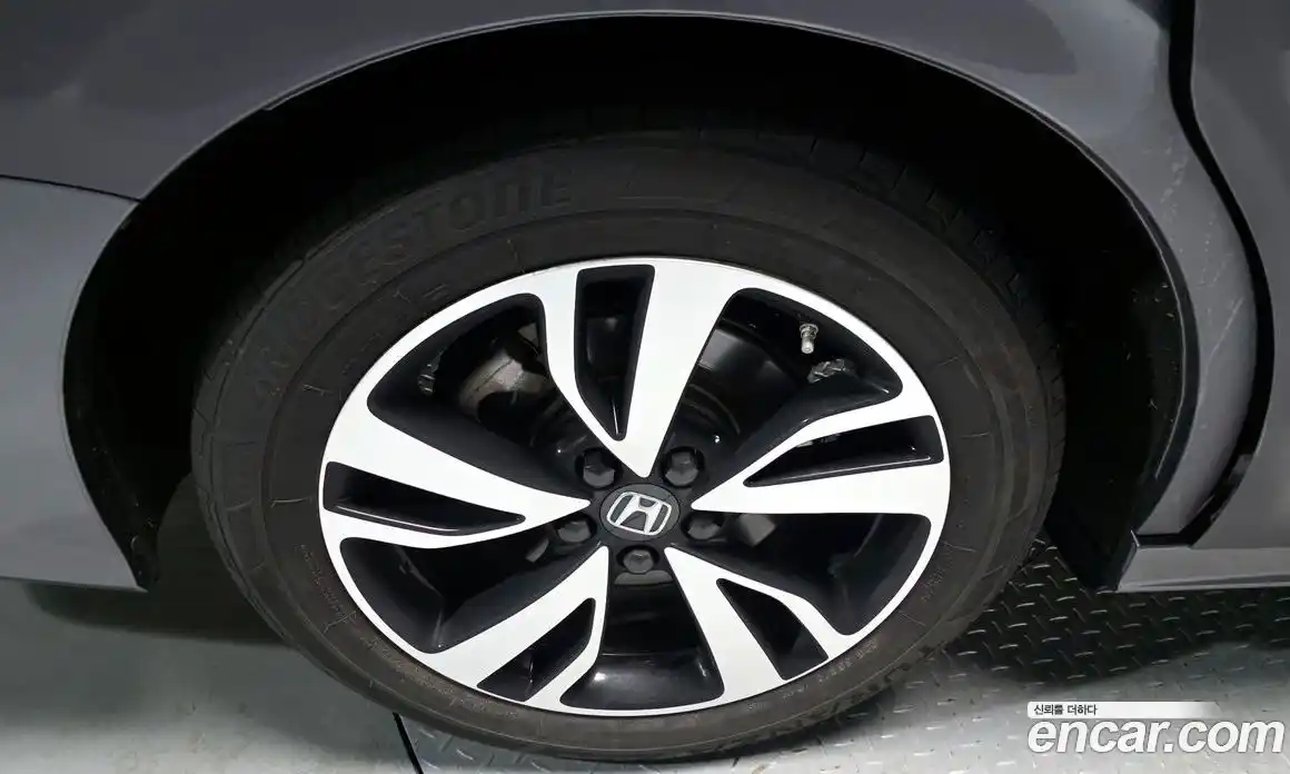 Honda Odyssey 2019 3.5 Автомат в Москве № 170440, фото 13