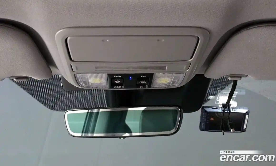 Honda Odyssey 2019 3.5 Автомат в Москве № 170440, фото 14