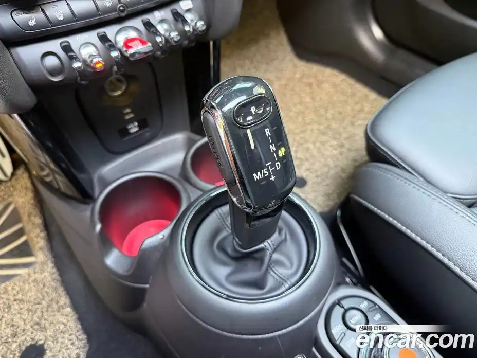 Mini Cooper 2021 2.0 Автомат в Москве № 172483, фото 14