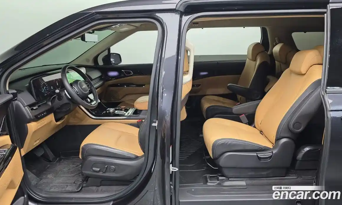 Kia Canival 2023 3.5 Автомат в Москве № 17495, фото 17