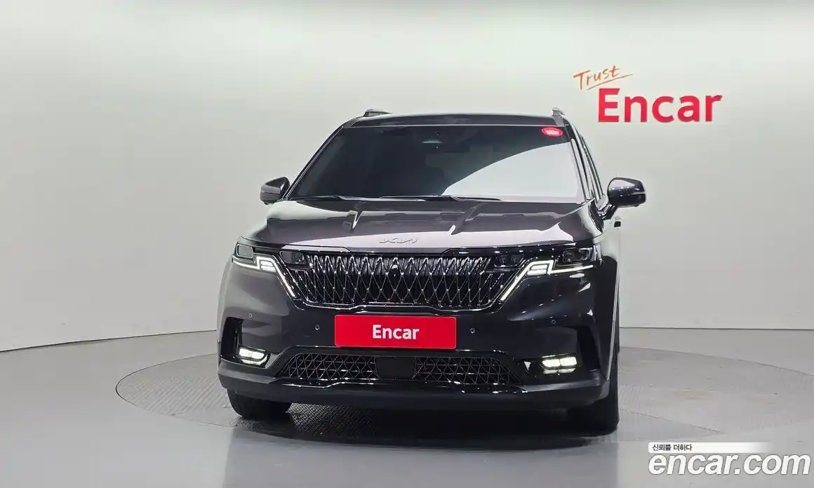 Kia Canival 2023 3.5 Автомат в Москве № 17495, фото 3