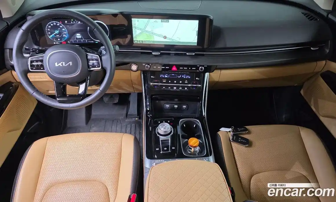 Kia Canival 2023 3.5 Автомат в Москве № 17495, фото 7