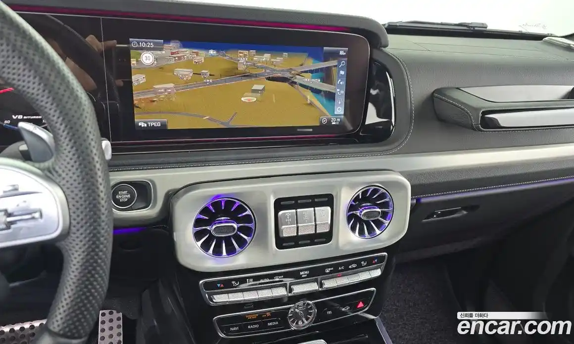 Mercedes-Benz G-Class 2024 4.0 Автомат в Москве № 175430, фото 15