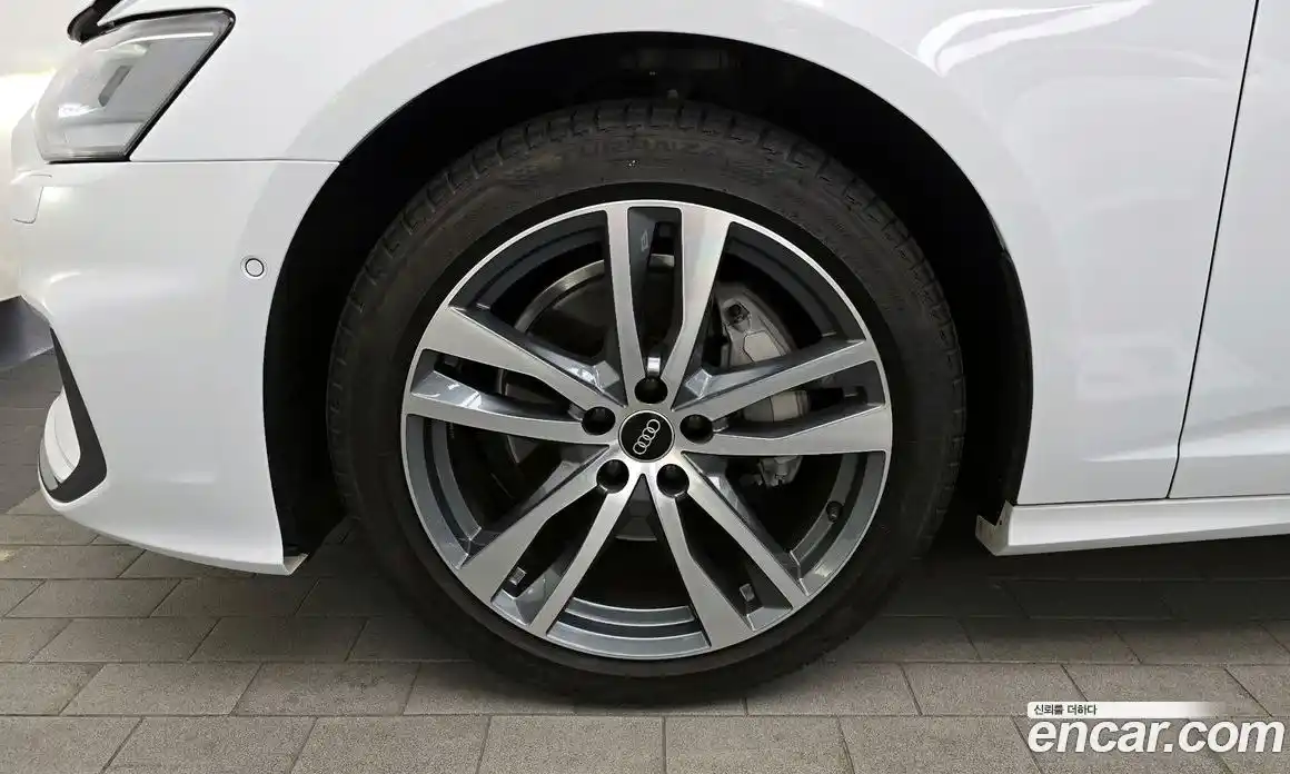 Audi A6 2023 2.0 Автомат в Москве № 176383, фото 14