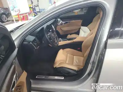 Volvo S90 2024 2.0 Автомат в Москве № 177568, миниатюра 9