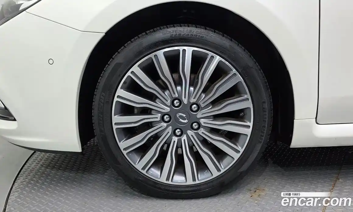 Renault SM7 2017 2.5 Автомат в Москве № 184057, фото 20