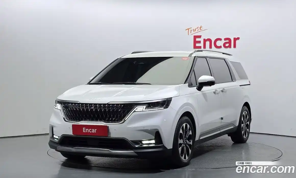 Kia Canival 2023 2.2 Автомат в Москве № 18443, фото 20