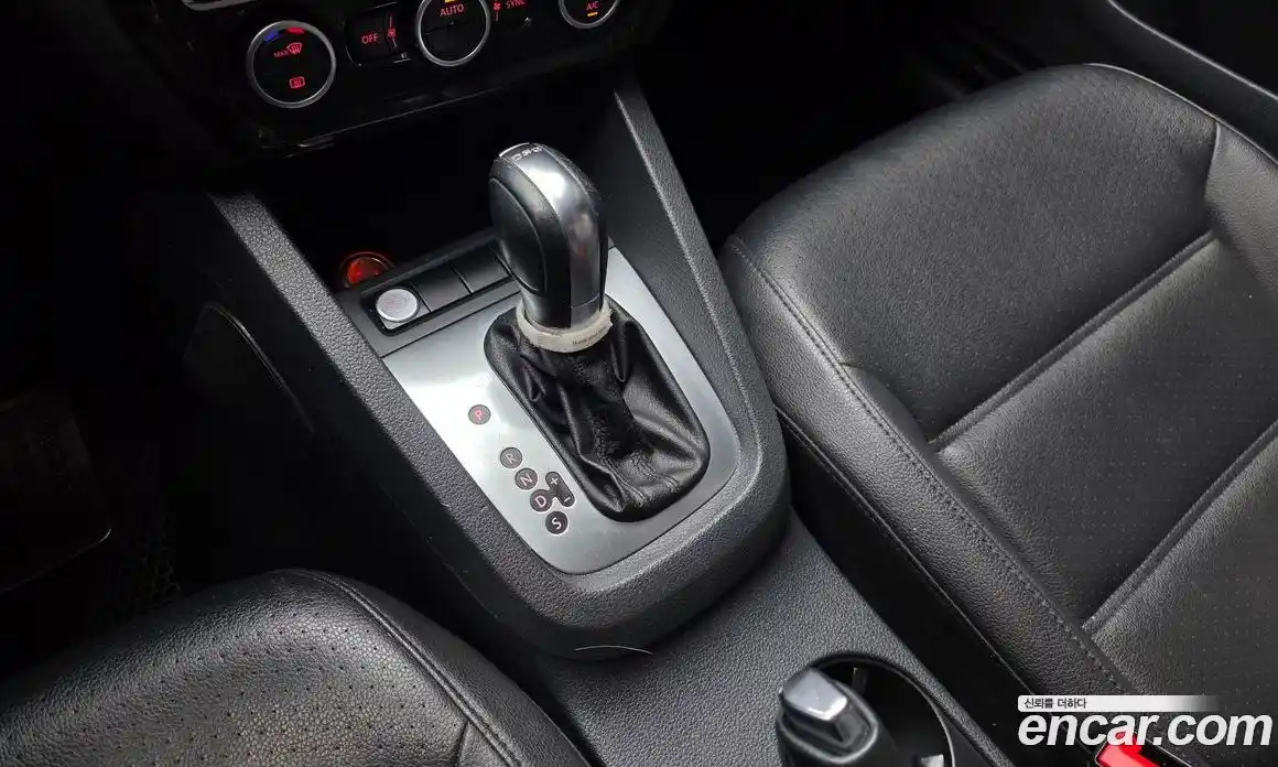 Volkswagen Jetta 2014 2.0 Автомат в Москве № 185297, фото 18