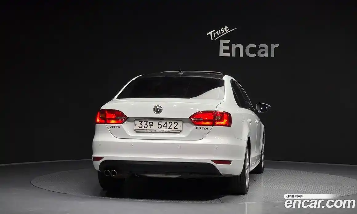 Volkswagen Jetta 2014 2.0 Автомат в Москве № 185297, фото 10