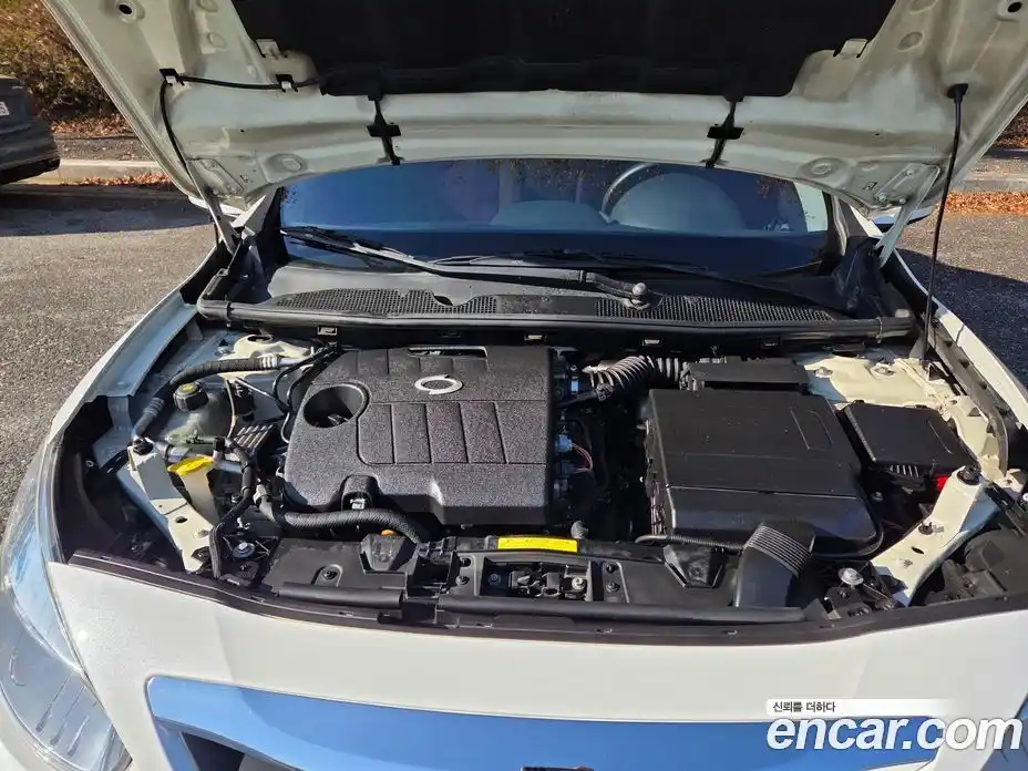 Renault SM3 2010 1.6 Автомат в Москве № 186162, фото 17