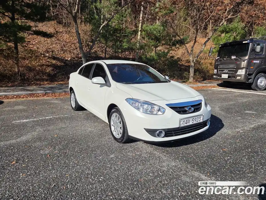 Renault SM3 2010 1.6 Автомат в Москве № 186162, фото 3