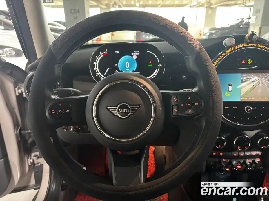 Mini Cooper 2022 1.5 Автомат в Москве № 187860, фото 12