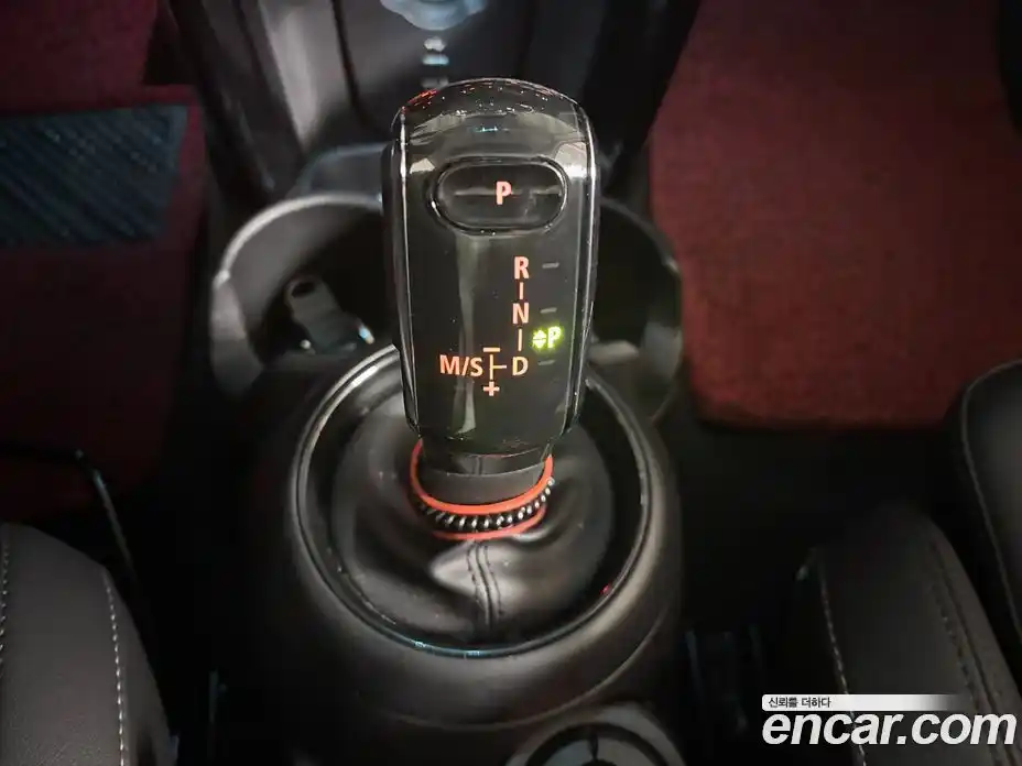 Mini Cooper 2022 1.5 Автомат в Москве № 187860, фото 10