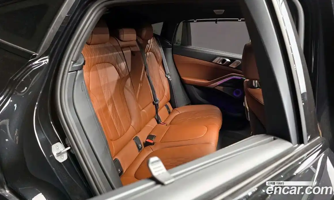 BMW X6 2024 4.4 Автомат в Москве № 188053, фото 1