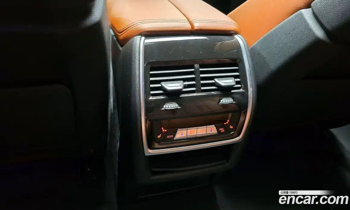 BMW X6 2024 4.4 Автомат в Москве № 188053, фото 11