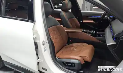 BMW i5 2024 0.2 Автомат в Москве № 188122, миниатюра 3