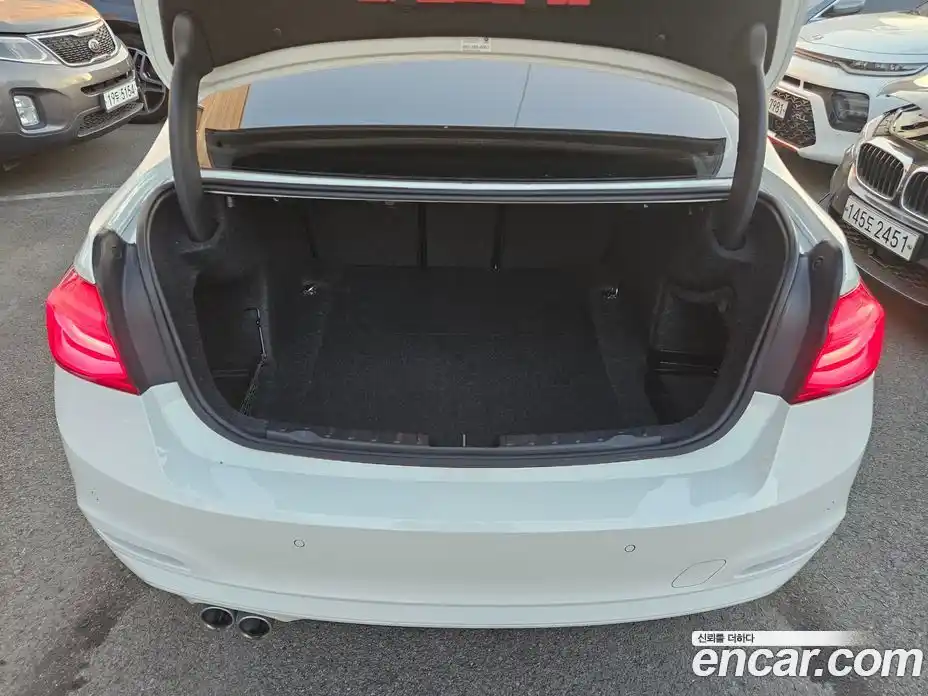 BMW 3-Series 2018 2.0 Автомат в Москве № 193050, фото 20