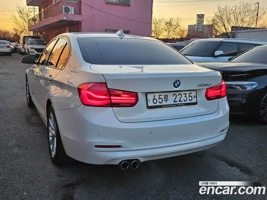 BMW 3-Series 2018 2.0 Автомат в Москве № 193050, фото 5