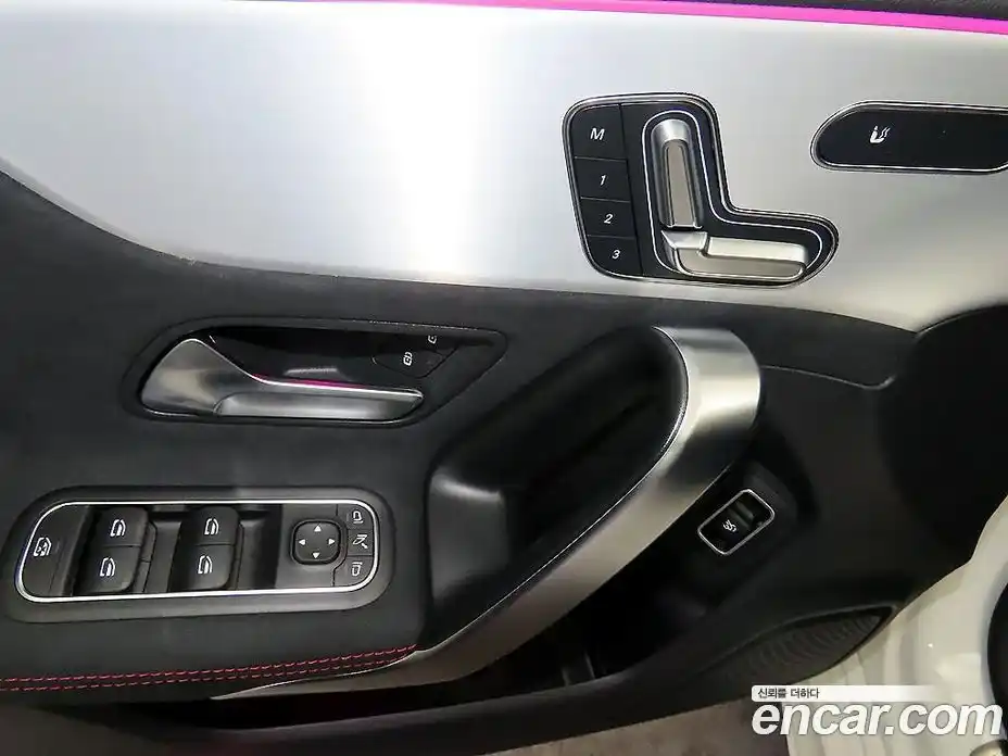 Mercedes-Benz CLA-Class 2025 2.0 Автомат в Москве № 193579, фото 13