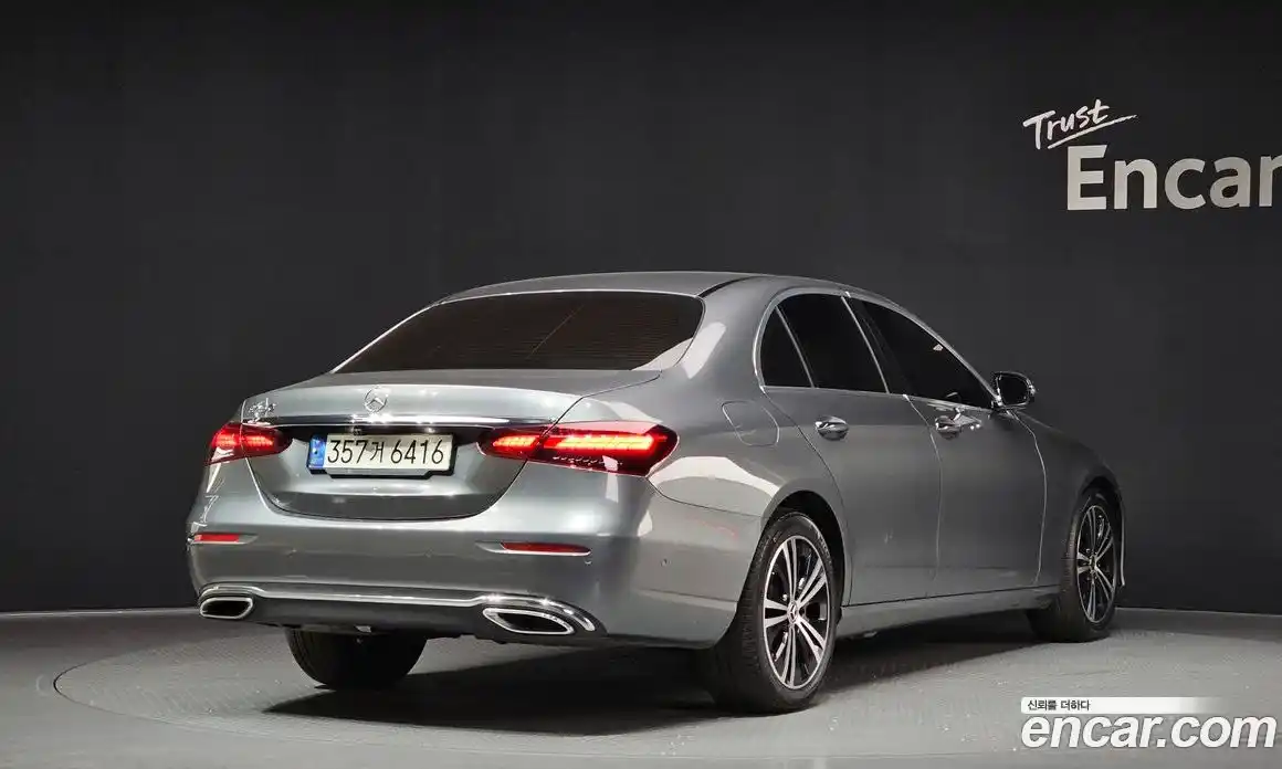 Mercedes-Benz E-Class 2021 2.0 Автомат в Москве № 194268, фото 16