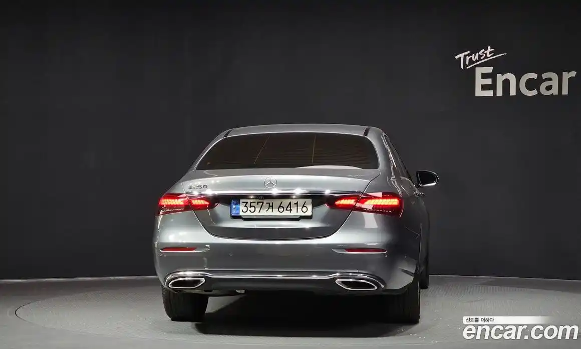 Mercedes-Benz E-Class 2021 2.0 Автомат в Москве № 194268, фото 6