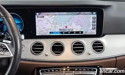 Mercedes-Benz E-Class 2021 2.0 Автомат в Москве № 194268, миниатюра 7