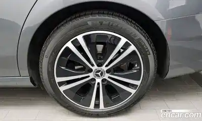 Mercedes-Benz E-Class 2021 2.0 Автомат в Москве № 194268, миниатюра 9