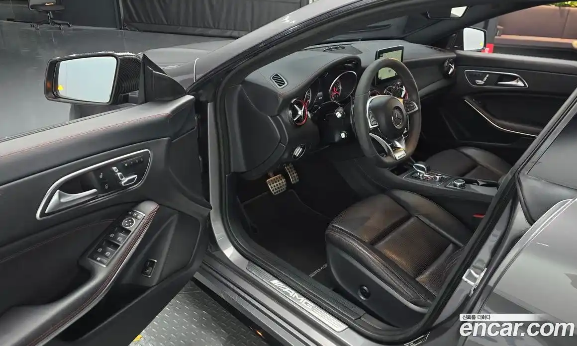 Mercedes-Benz CLA-Class 2018 2.0 Автомат в Москве № 194677, фото 13