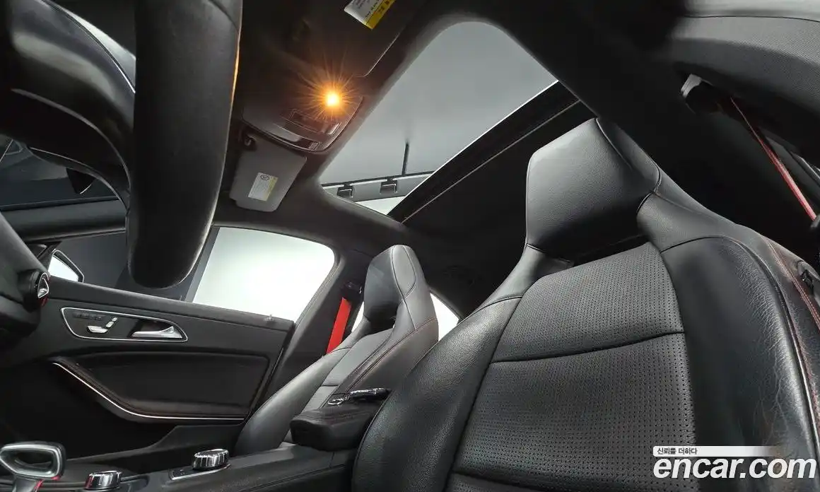 Mercedes-Benz CLA-Class 2018 2.0 Автомат в Москве № 194677, фото 19