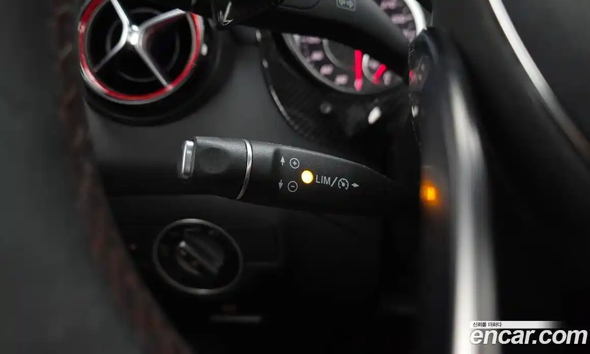 Mercedes-Benz CLA-Class 2018 2.0 Автомат в Москве № 194677, фото 3